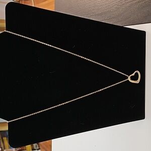 **Clearance** Vintage Heart pendant with chain